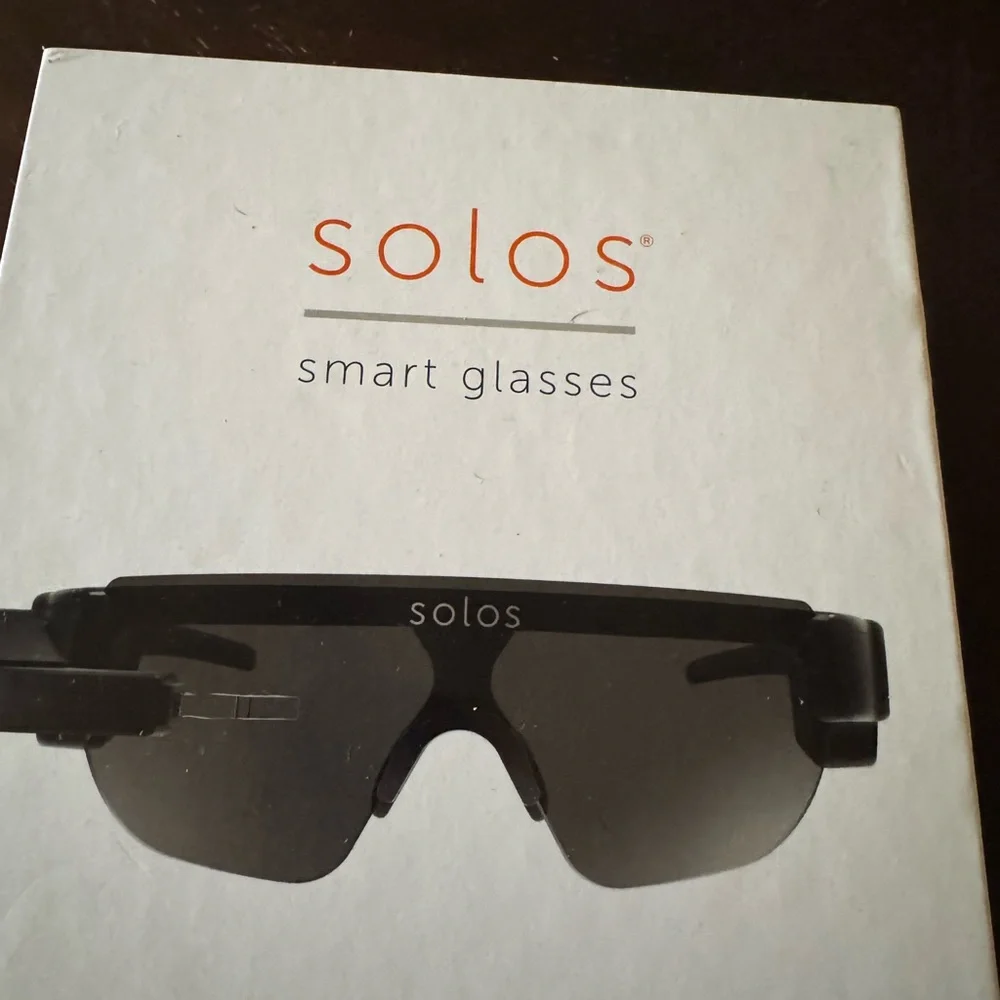 Solo Black Smart Glasses with Sleek Design and Durable Frame